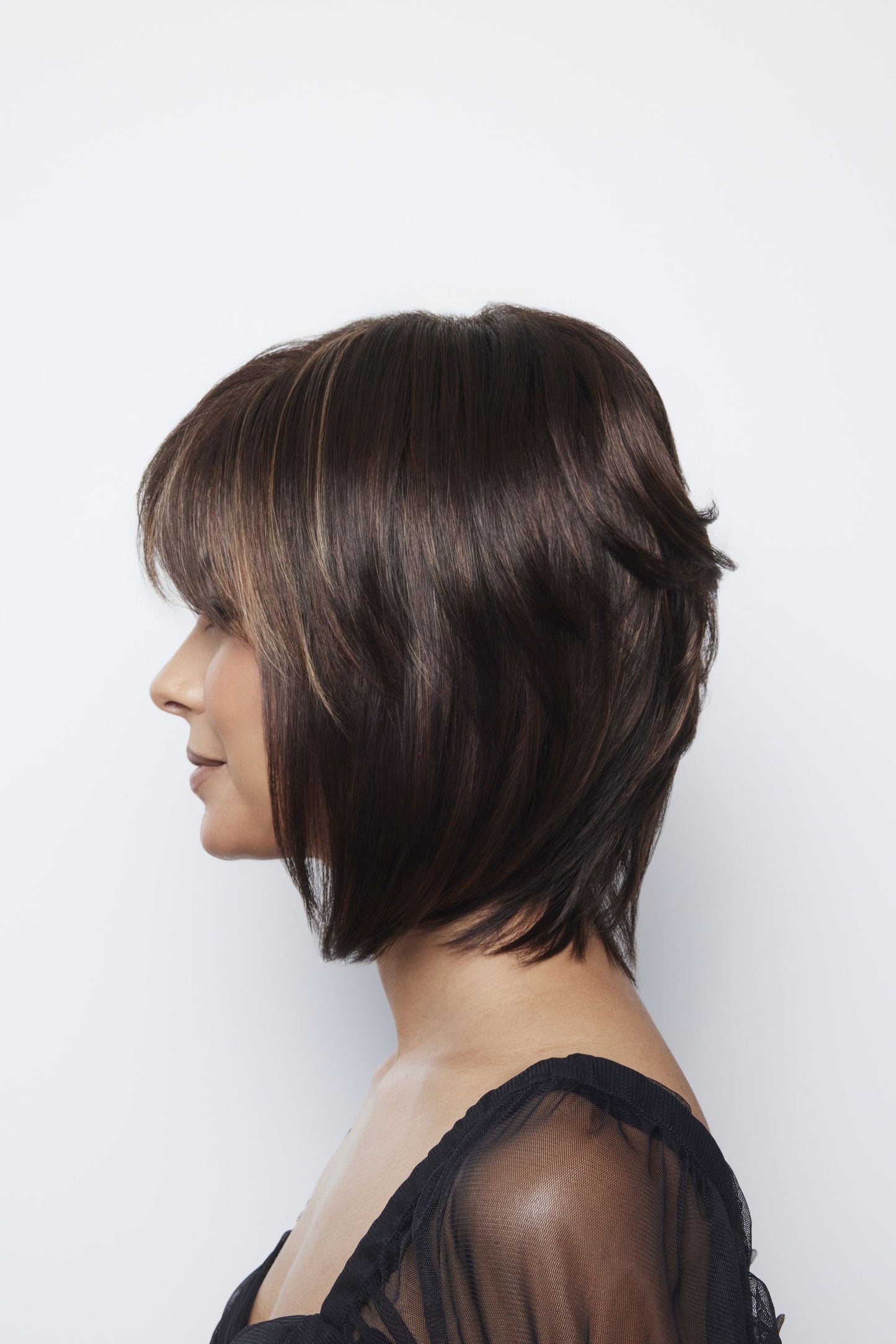 Cameron by Hi-Fashion – Medium Length Angled Wig with Feathered Fringe | Fibre Hair | UK Stock