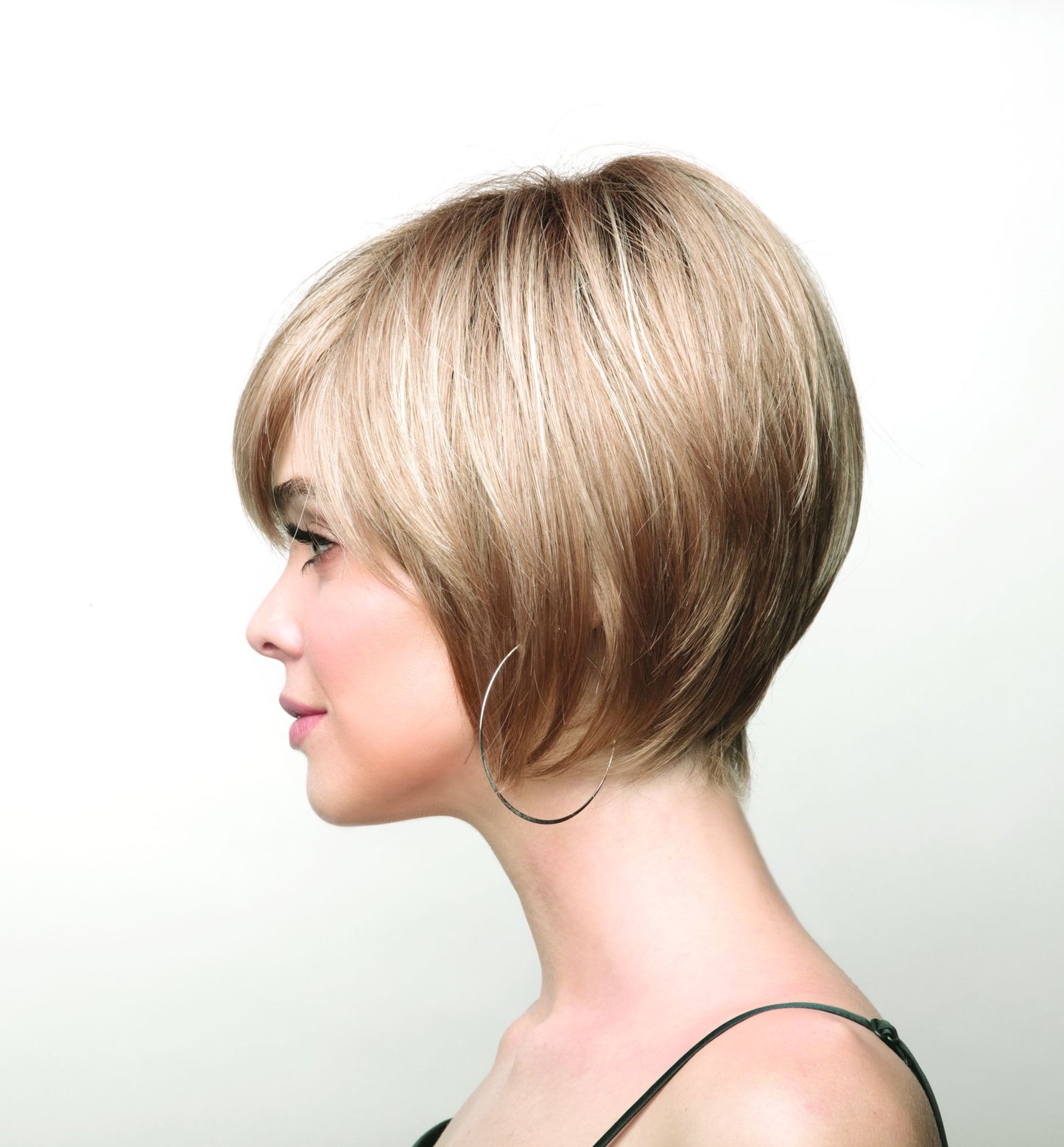 Audrey by Hi-Fashion – Asymmetric Bob with Feathered Ends | Fibre Hair Wig | UK Stock