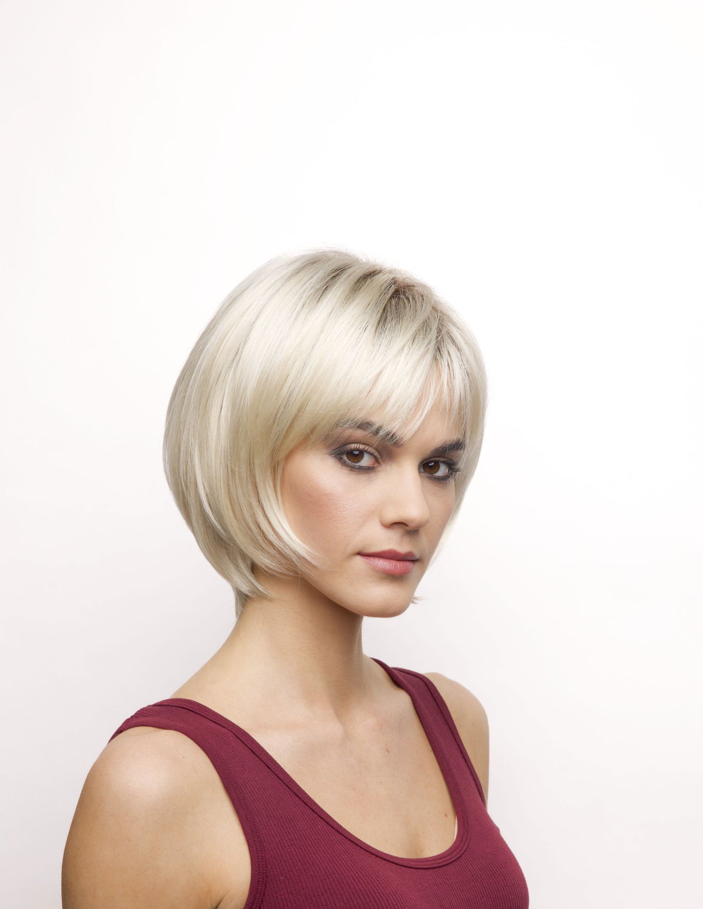 Jude by Hi-Fashion – Feathered Bob with Long Layers | Ready-to-Wear Fibre Wig | UK Stock